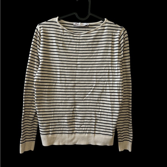 Zara cream and navy striped sweater - Picture 1 of 3